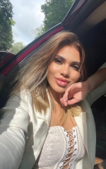 Escort Ibiza - ABIE - Ibiza Tops